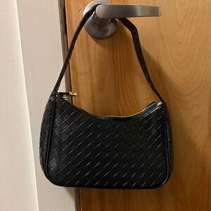 Elegant Black Woven Shoulder Bag